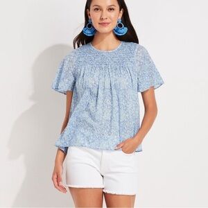 Vineyard Vines Among the Flowers Smocked Blue Floral Babydoll Top Size Medium